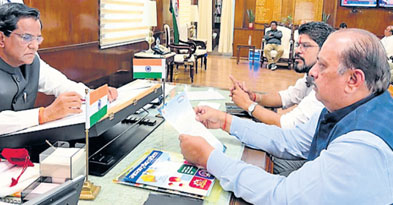 Meeting with Shri Raosaheb Danve Hon’ble Minister of State for Railways, at New Delhi